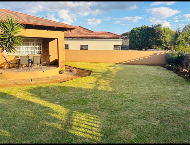 3 BEDROOM HOUSE FOR SALE IN VANDERBIJLPARK CW 6